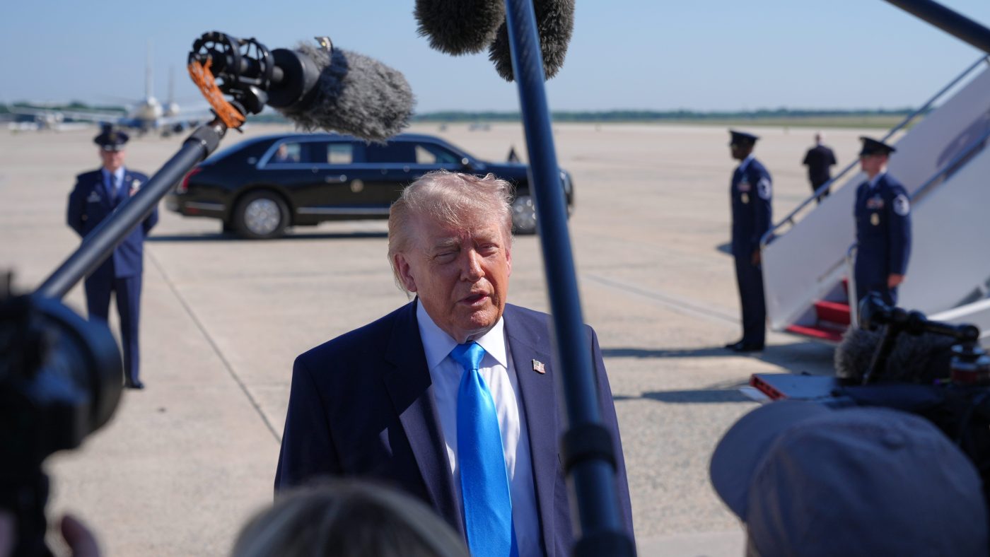 Trump Approval Sinks to 35% as Iran Conflict Drives GOP Discontent