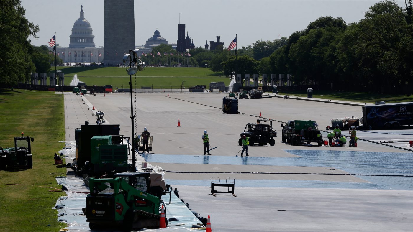 Trump Blasts NYT Over Reflecting Pool Cost Overrun, Defends Project