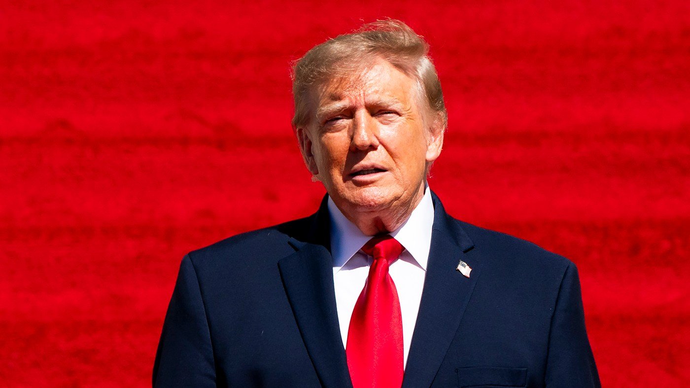 Trump Bypasses Congress to Cancel $1B in Federal Funds