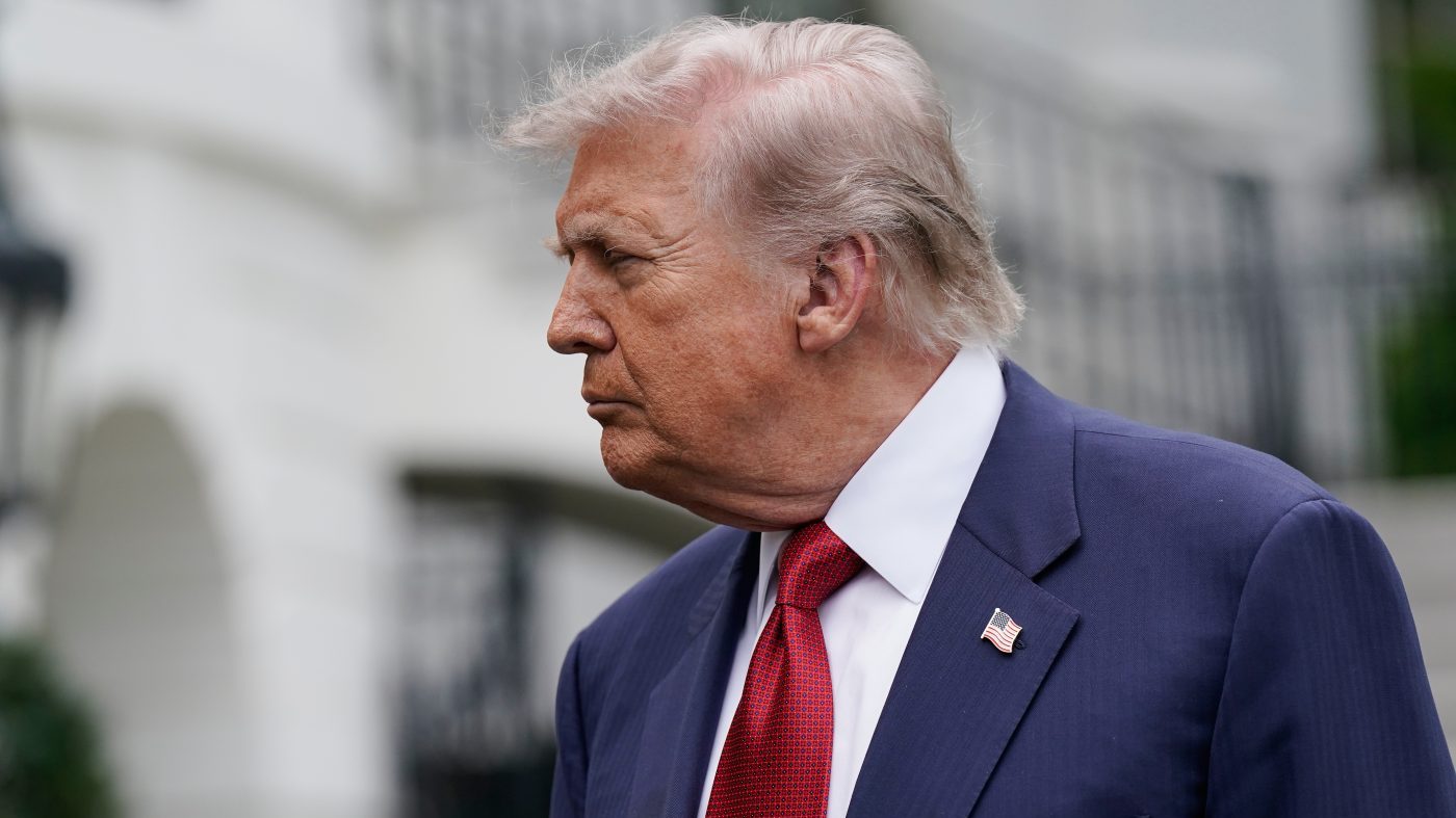 Trump Celebrates April Jobs Beat, Blasts Democrats and Fed in Mother's Day Post
