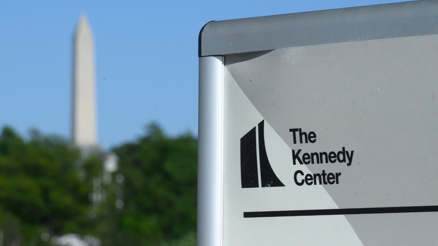 Trump Faces Dual Judicial Setbacks Over Kennedy Center Name and $1.8 Billion IRS Deal