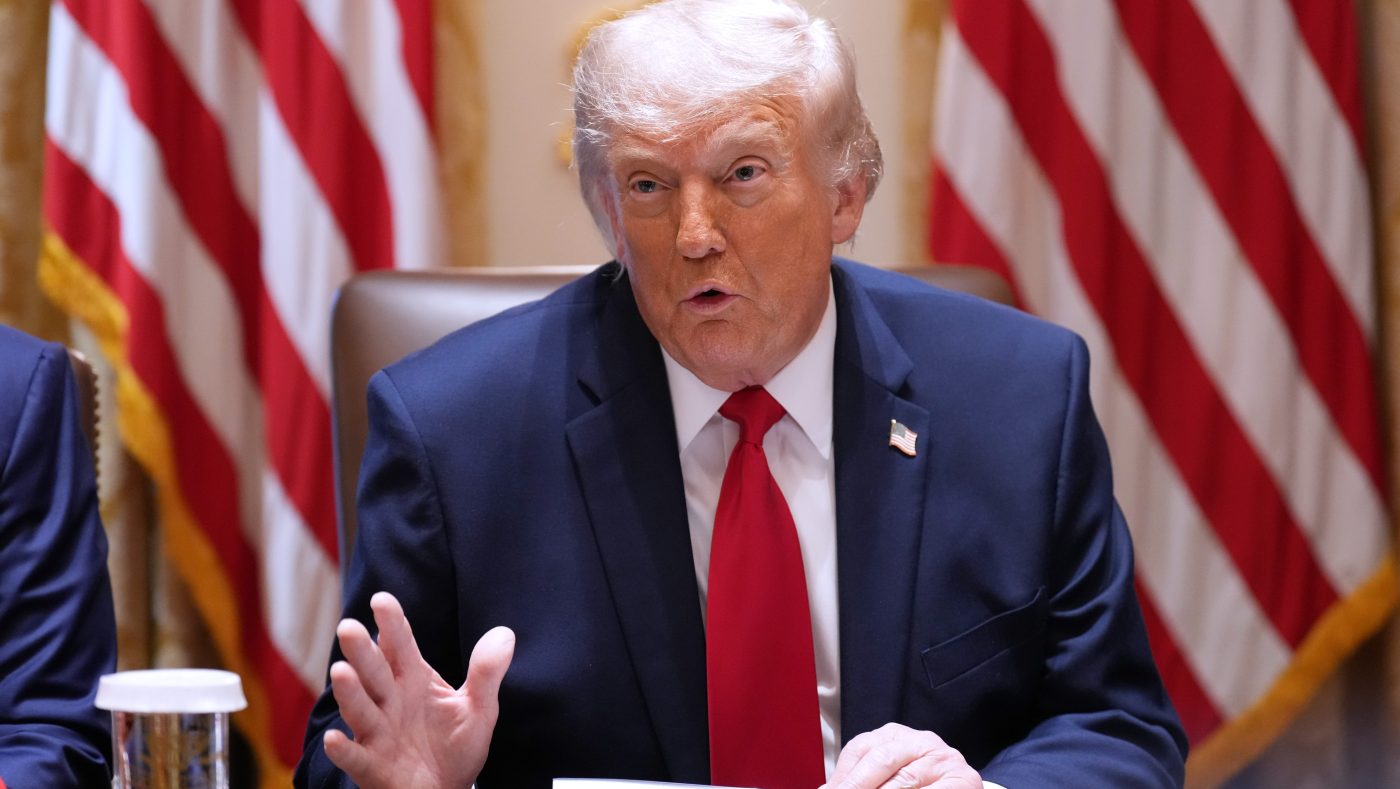 Trump Hails Paxton's Texas Win as Midterm Bellwether Amid Iran Gridlock