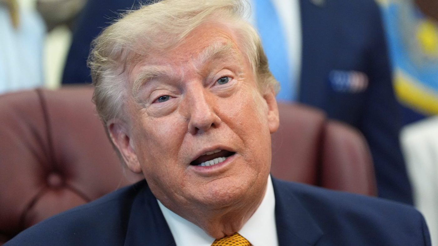 Trump heads to Las Vegas to pitch tax cuts as midterms loom