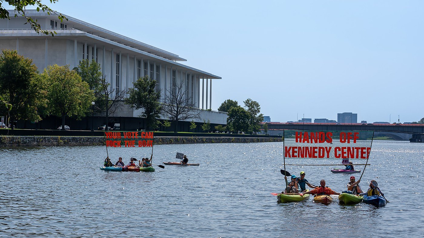 Trump insists on Kennedy Center credit as court blocks name change