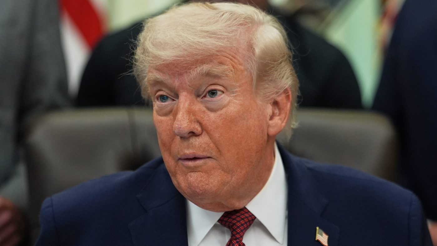 Trump Joins Bible Reading Event Amid Escalating Feud with Pope Leo XIV