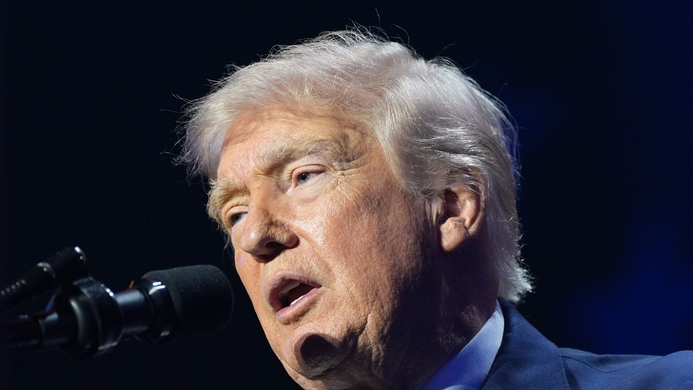 Trump Makes First WH Correspondents' Dinner Appearance as President, Citing 250th Birthday