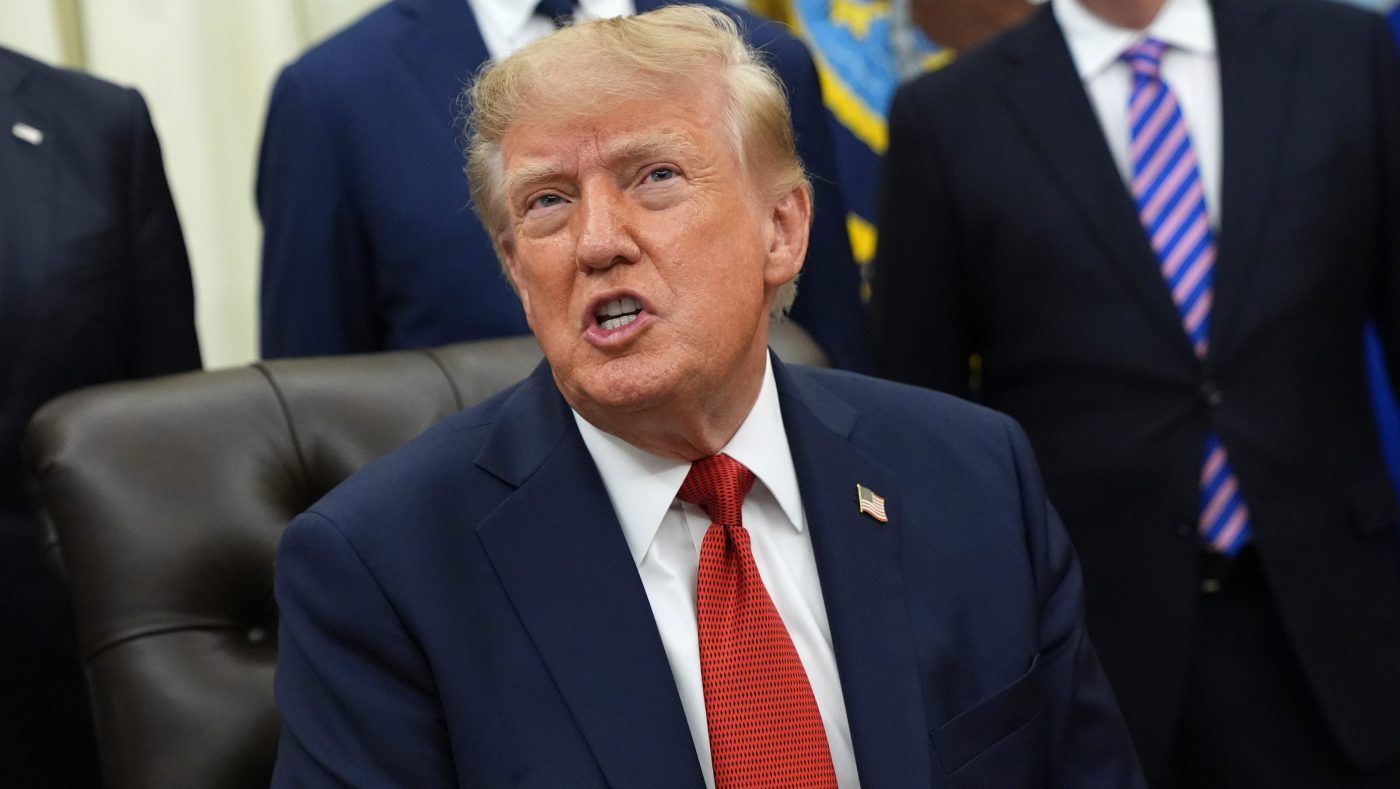 Trump Pushes Medicaid Drug Price Cuts as Midterm Pitch