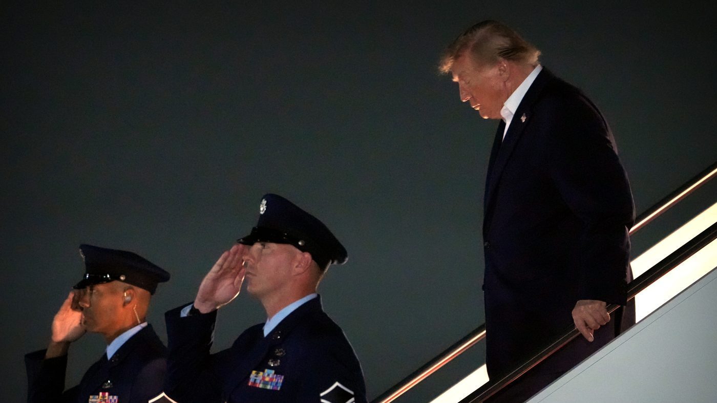 Trump Rallies in Ohio, Heads to Nebraska as Midterms Tighten