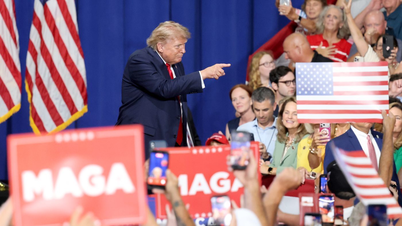 Trump Rallies in South Carolina as GOP Senate Race Tightens
