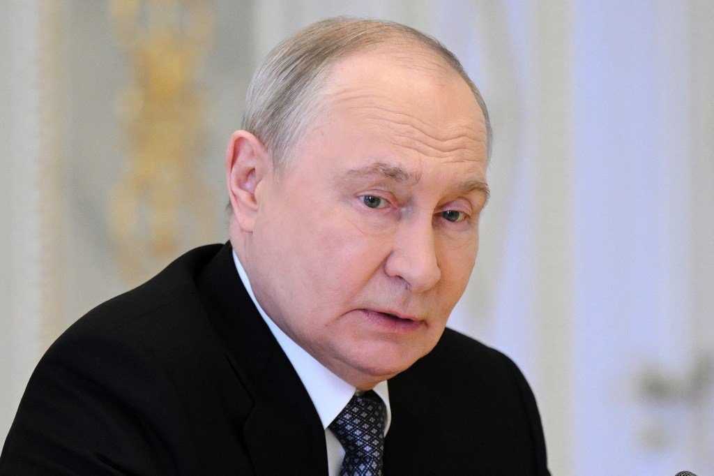 Trump's Embrace of Putin Undermines Ukraine and American Credibility