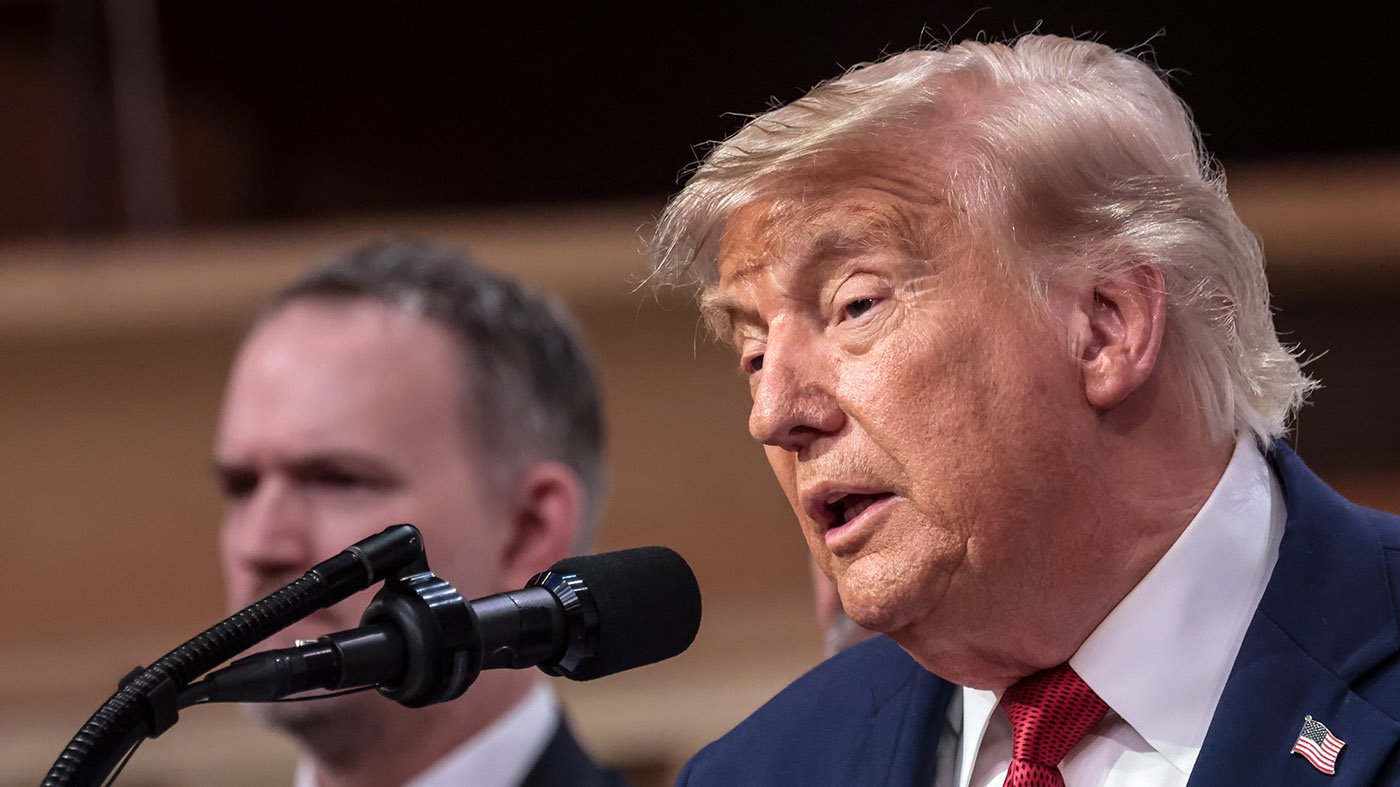 Trump's Iran Deal Defense Sparks Fury as Hawks Cry 'Surrender'