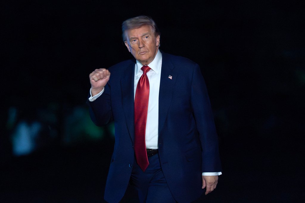 Trump's Iran Victory Claim Rings Hollow as GOP Faces Midterm Backlash