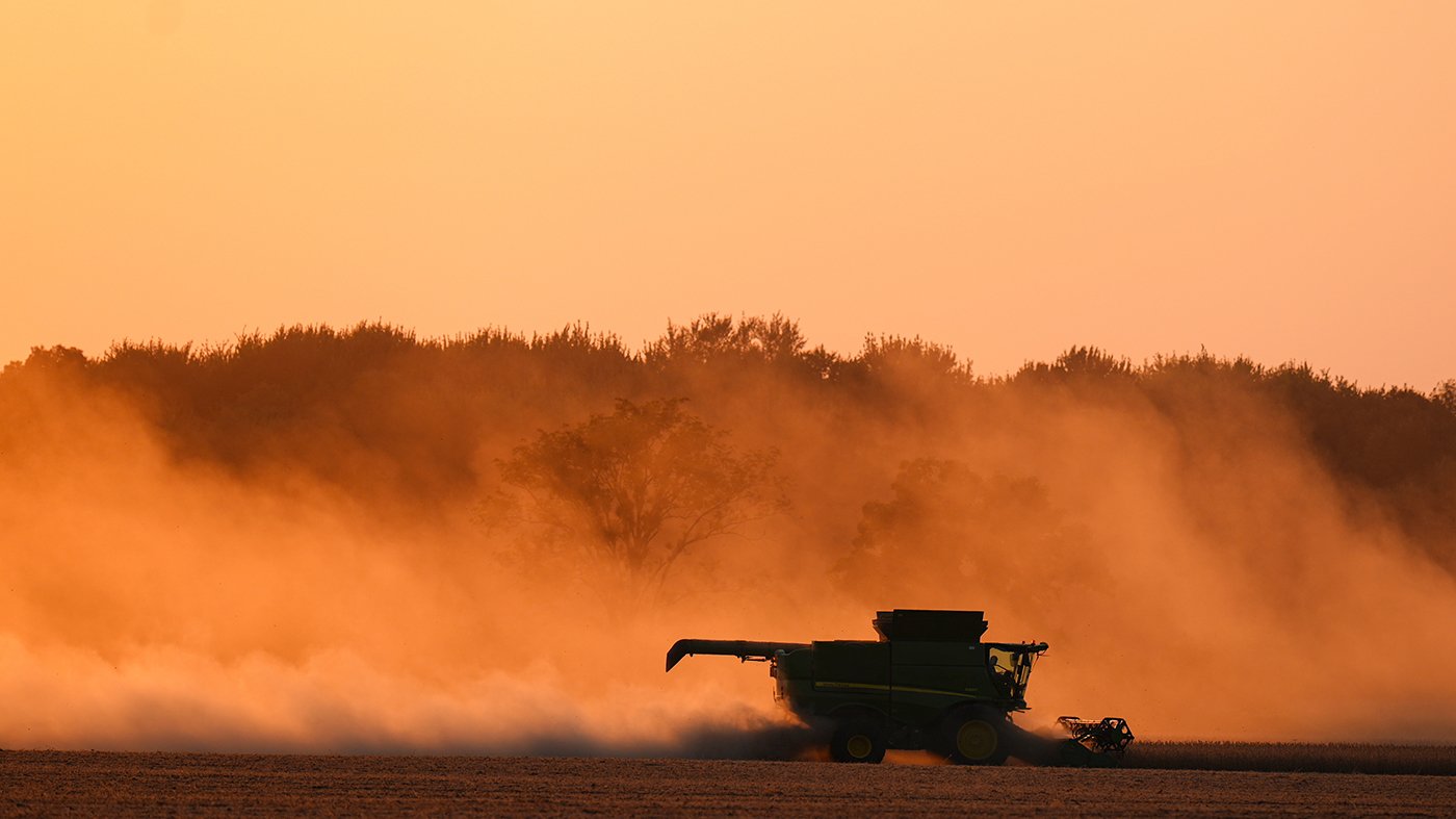 Trump Secures $17B Annual Chinese Farm Purchases Through 2028