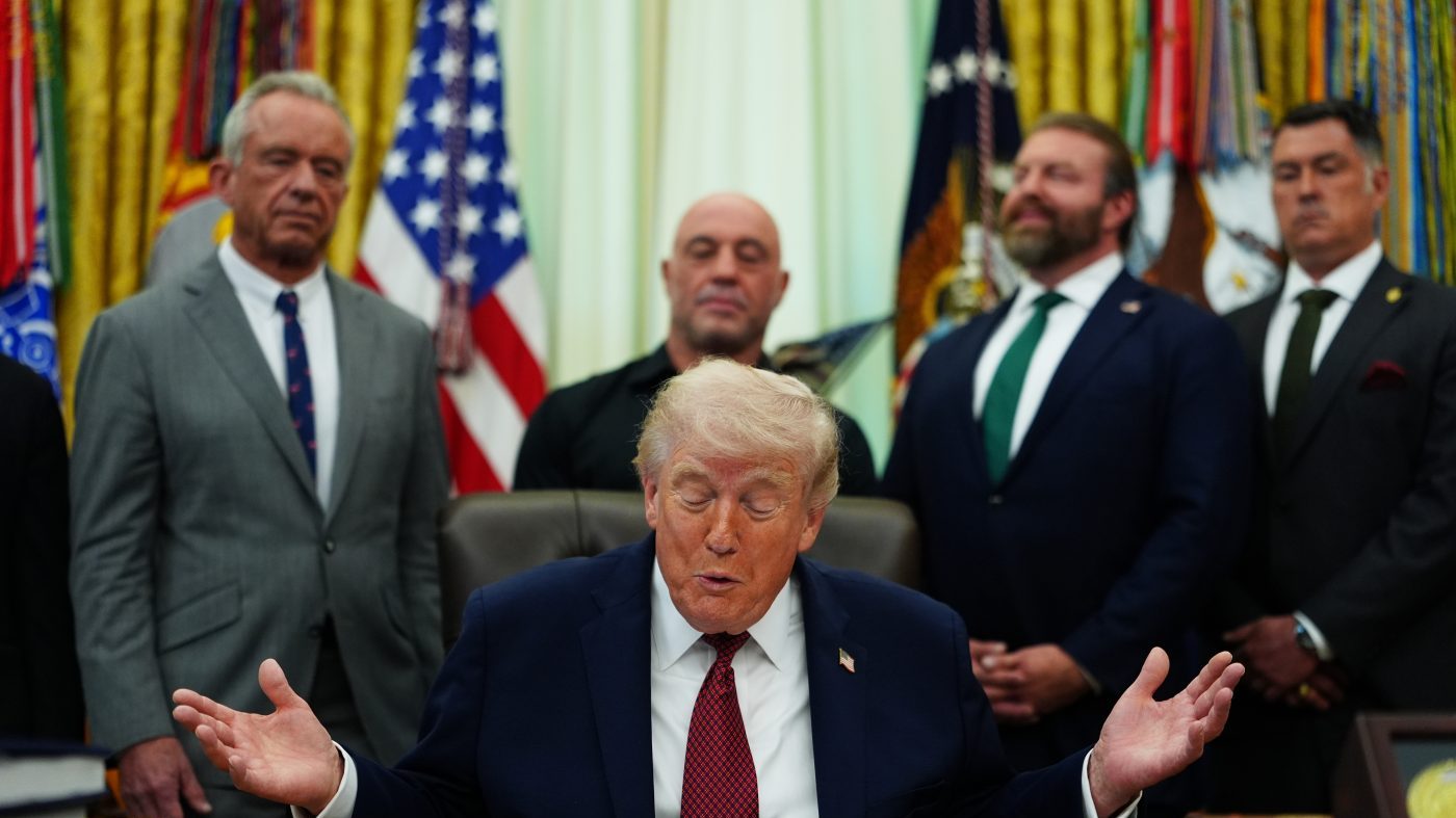 Trump Signs Order Fast-Tracking Psychedelic Drug Research for Veterans, Joined by Rogan