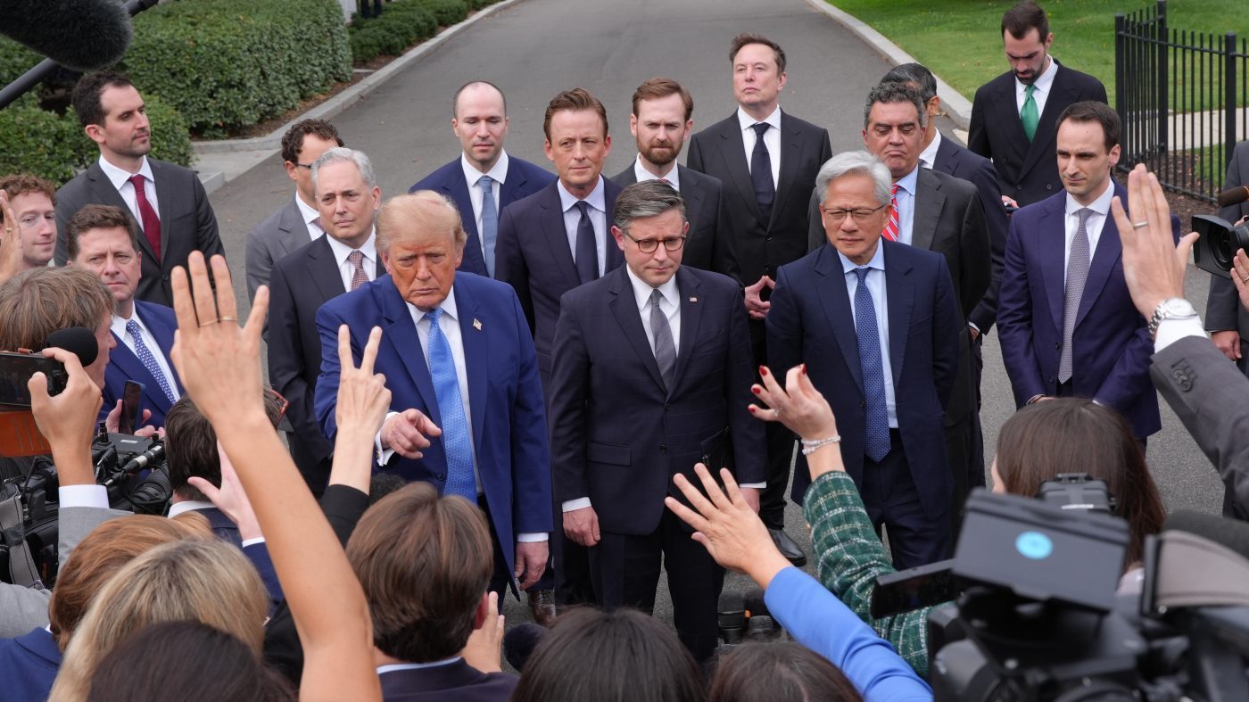 Trump, Tech CEOs Ink Voluntary AI Safety Accord at White House