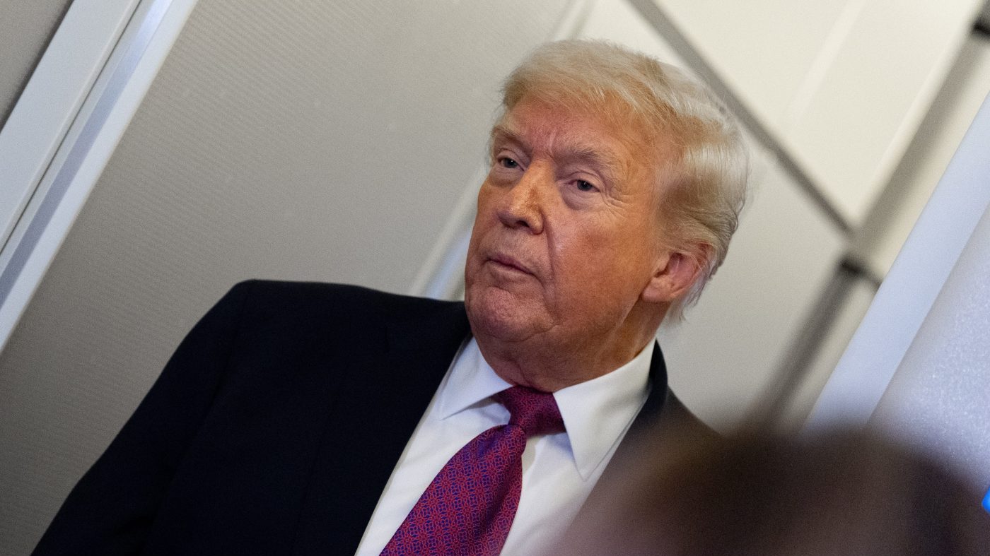 Trump Threatens Renewed Strikes on Iran if Ceasefire Deal Collapses by Wednesday