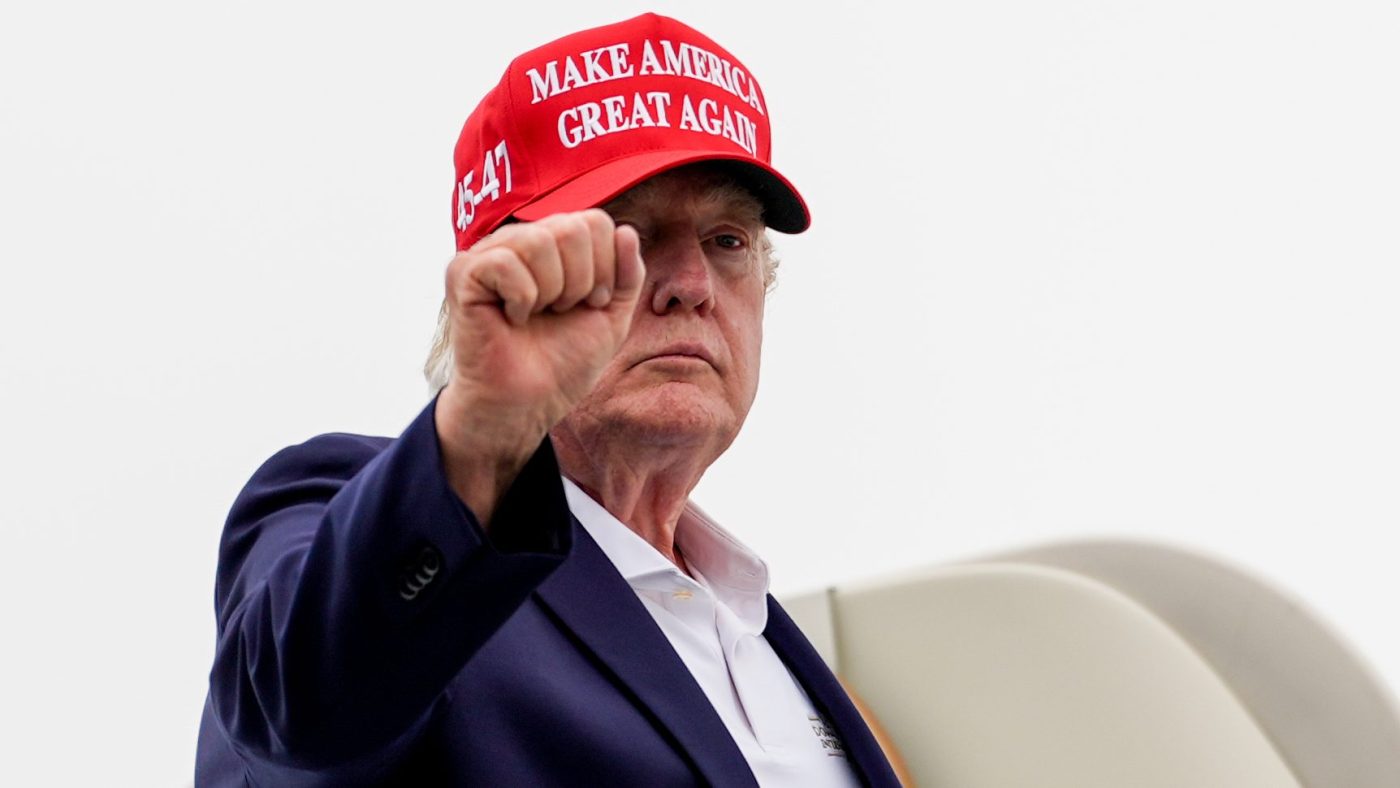 Trump Threatens to Bomb Oman Amid Iran Deal Expiry