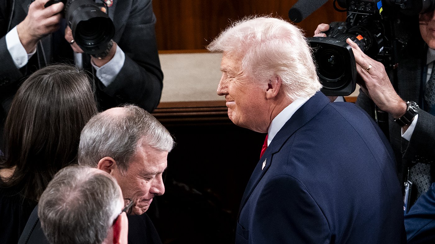 Trump Ties DHS Funding to Election Bill, Escalating Shutdown Standoff