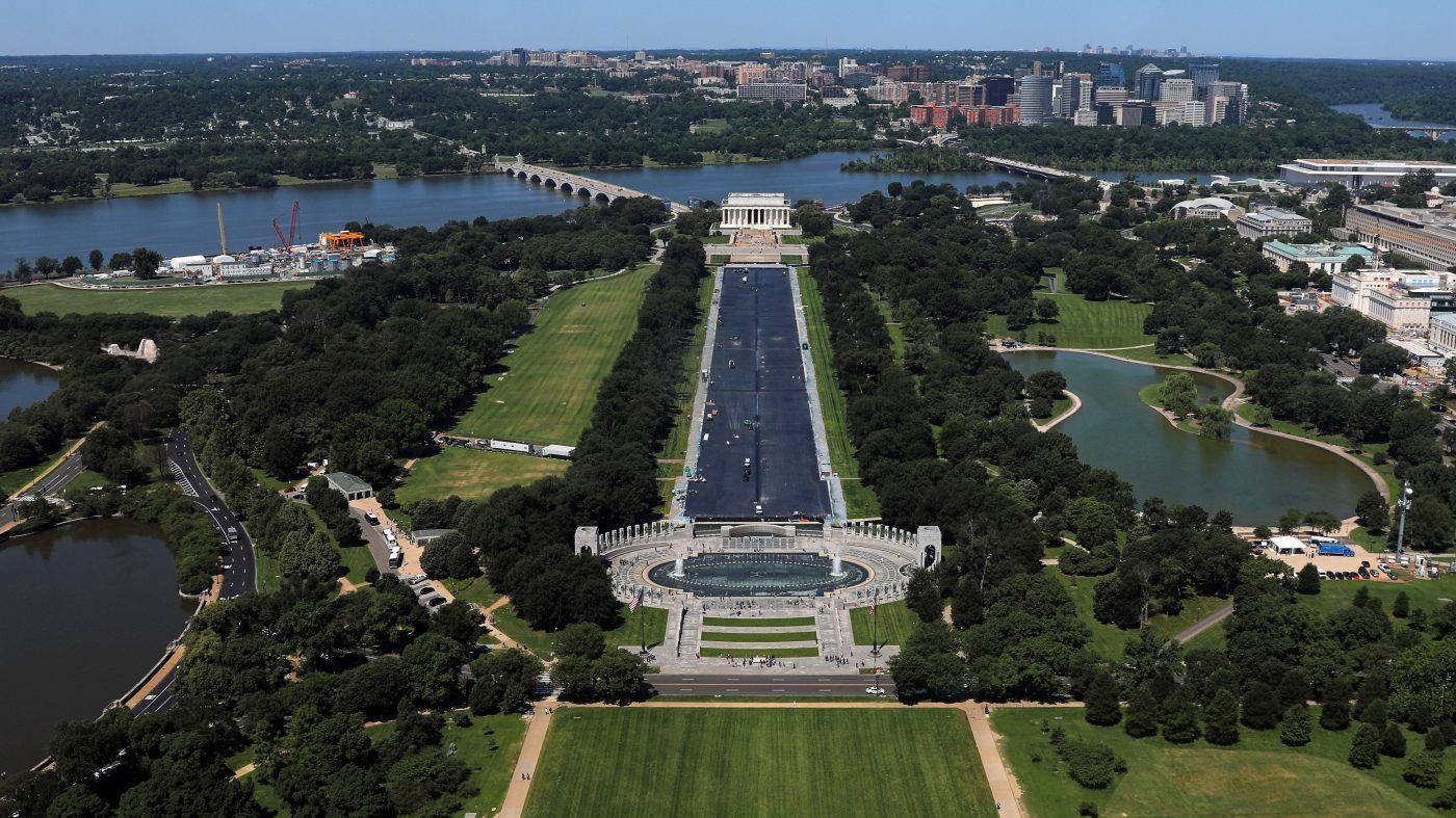 Trump Unveils Lincoln Memorial Promenade Plan Amid Monument Revamp Push