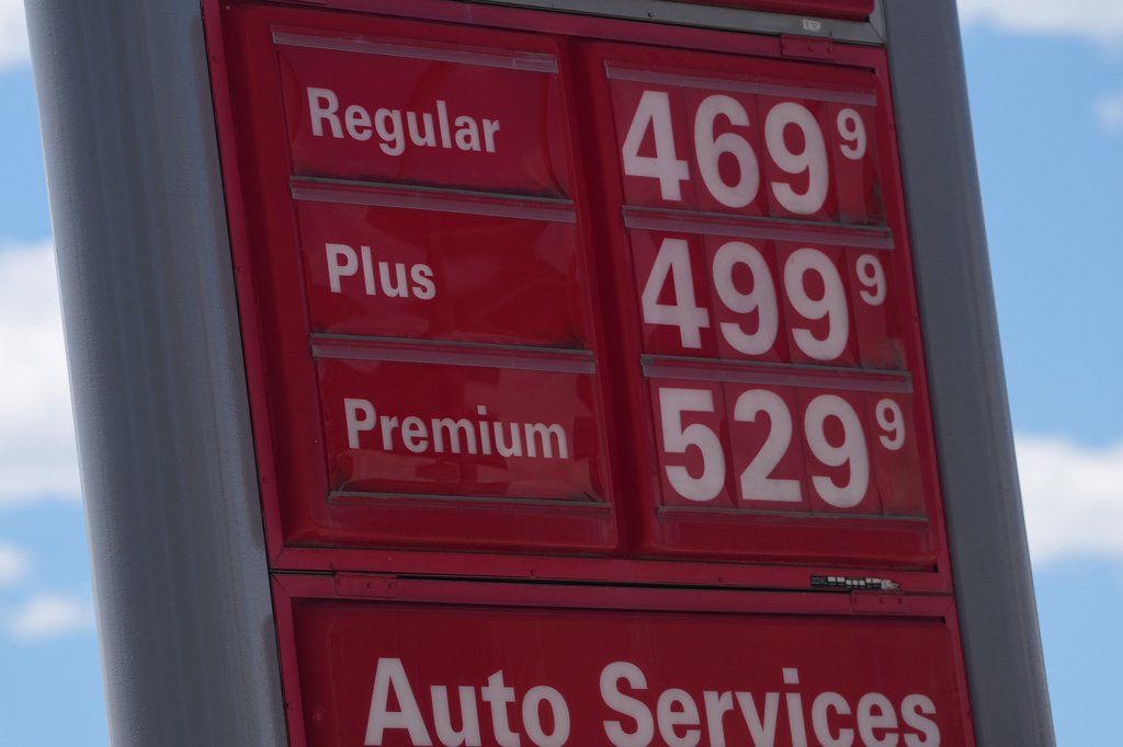 Trumpflation Sticks: Tariffs and War Keep Prices High Through 2025