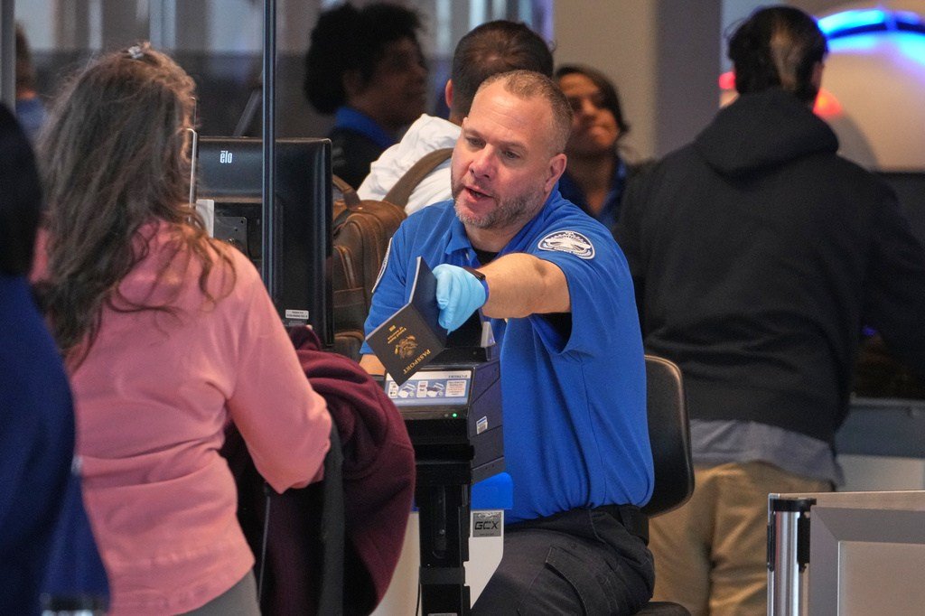 TSA Bans Sitting for Document Checkers, Citing Security and Hospitality