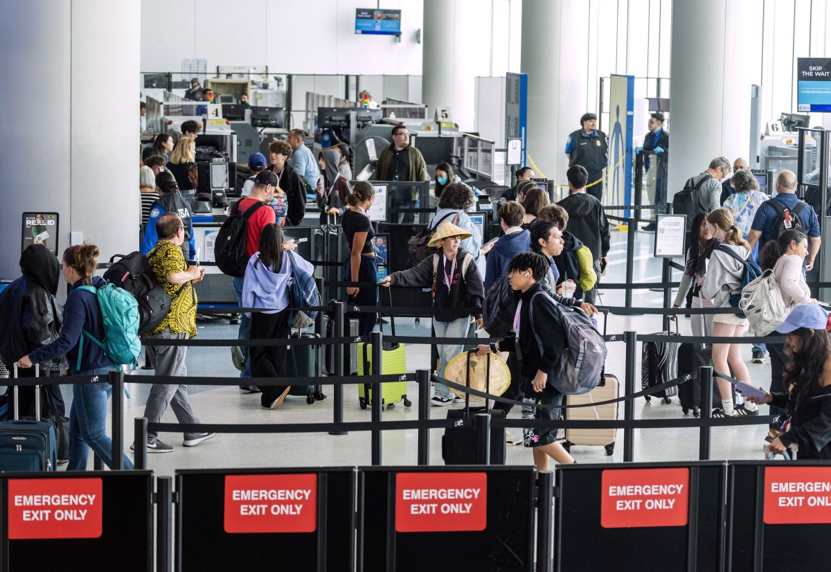 TSA Gold+ Program Lets Airports Privatize Security, Sidestepping Federal Budget Woes