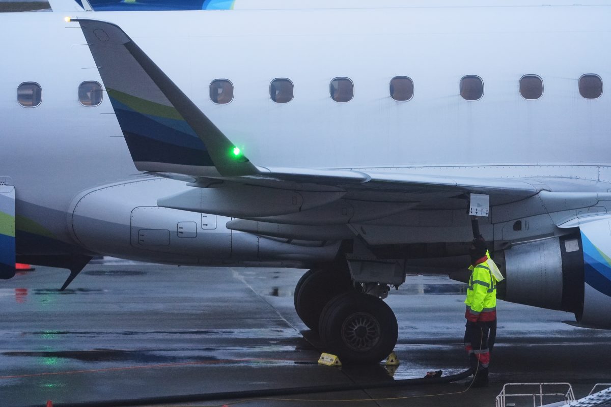 U.S. Airlines Warn of Jet Fuel Shortage as Iran Conflict Sends Prices Soaring