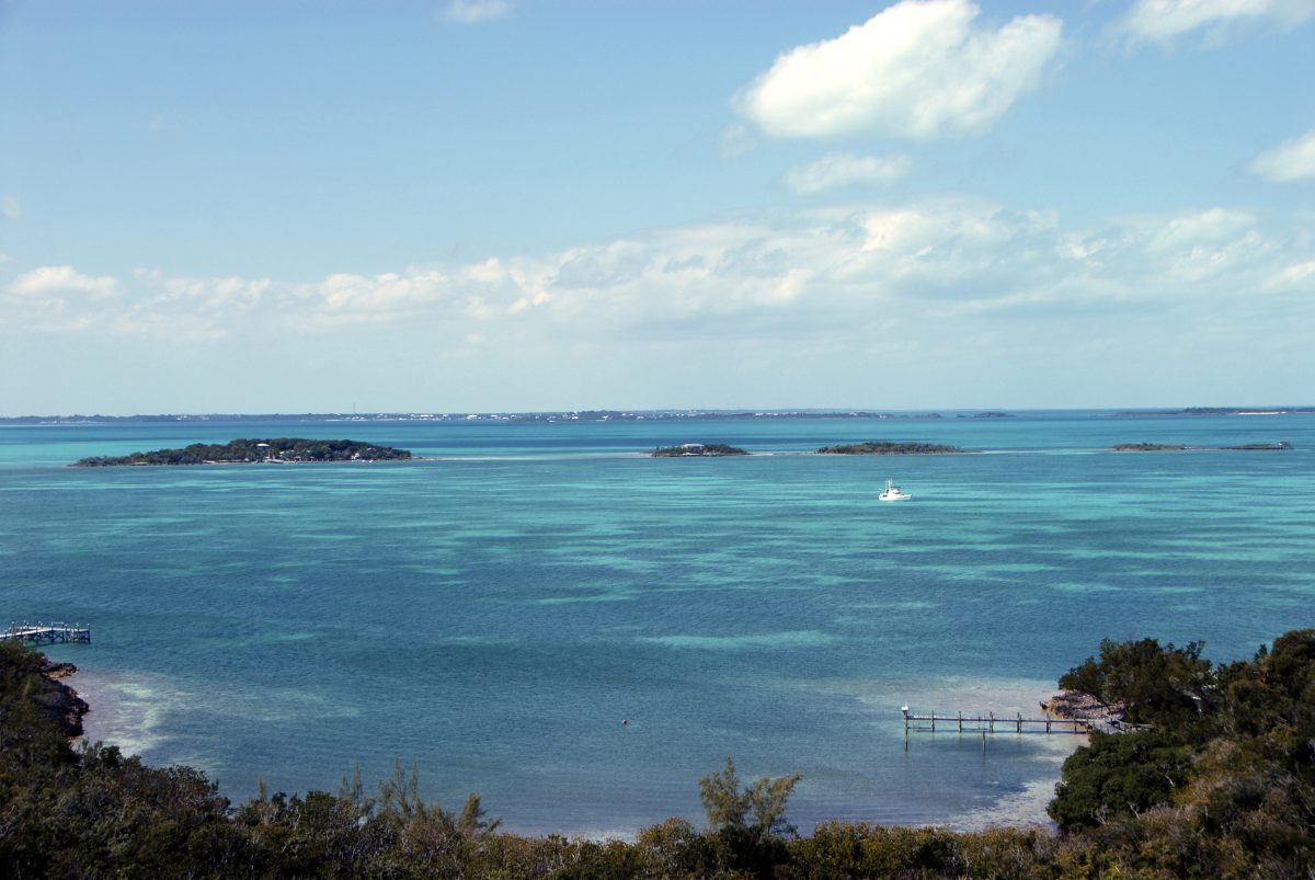 U.S. Citizen Missing in Bahamas After Reported Overboard Incident from Dinghy