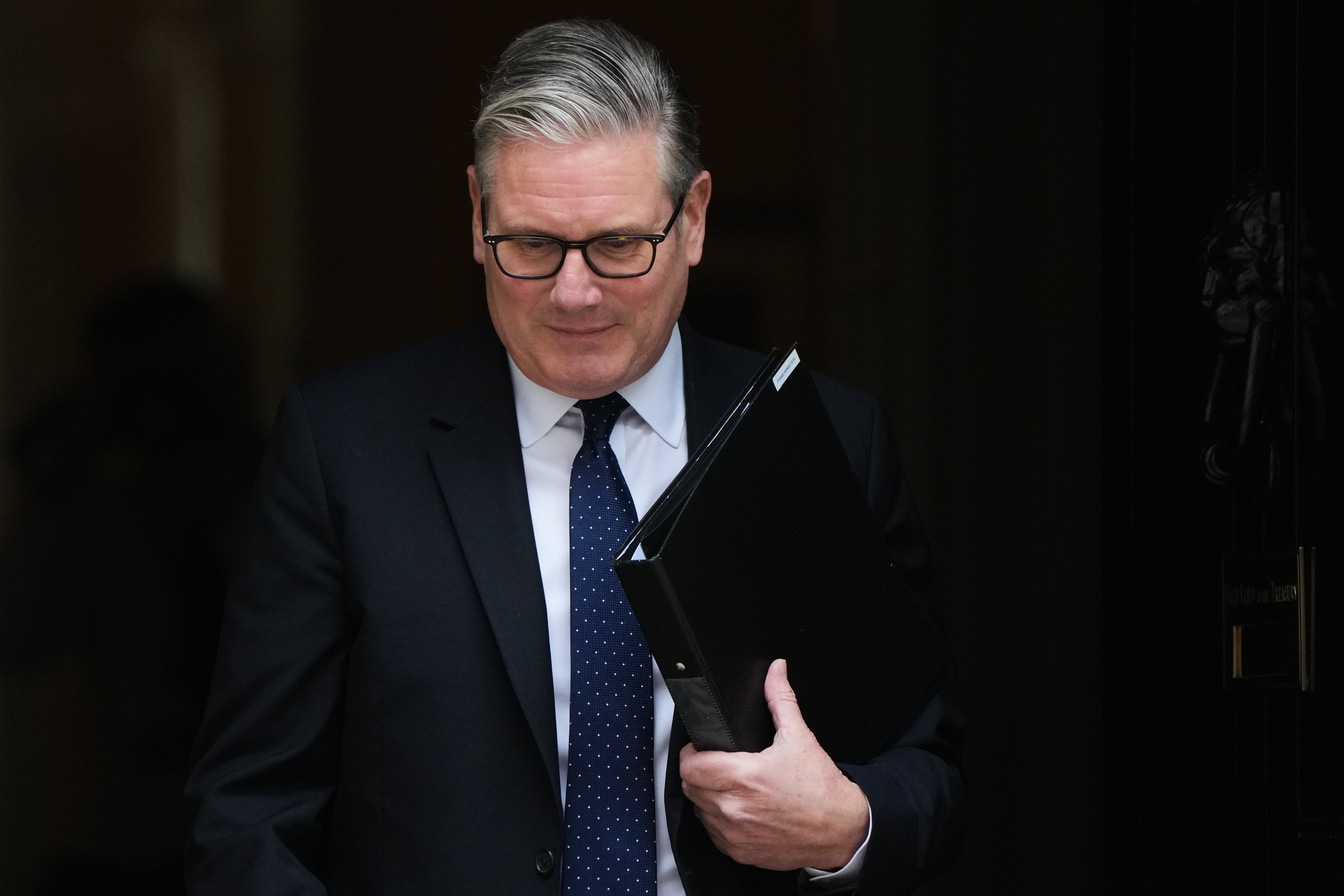 UK Election Chaos Serves as Stark Warning for America's Political Divide