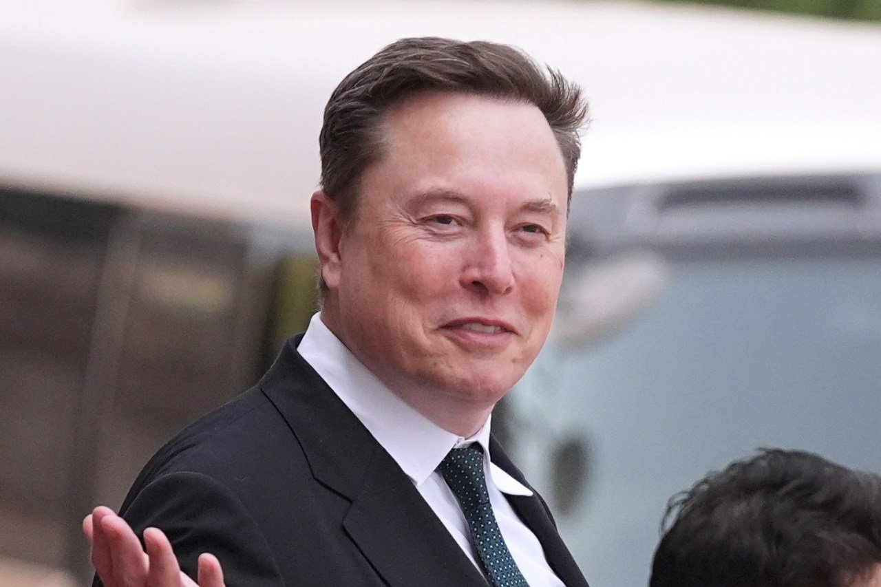 UK Labour MP Sues Musk's xAI Over Fake Bikini Images Generated by Grok