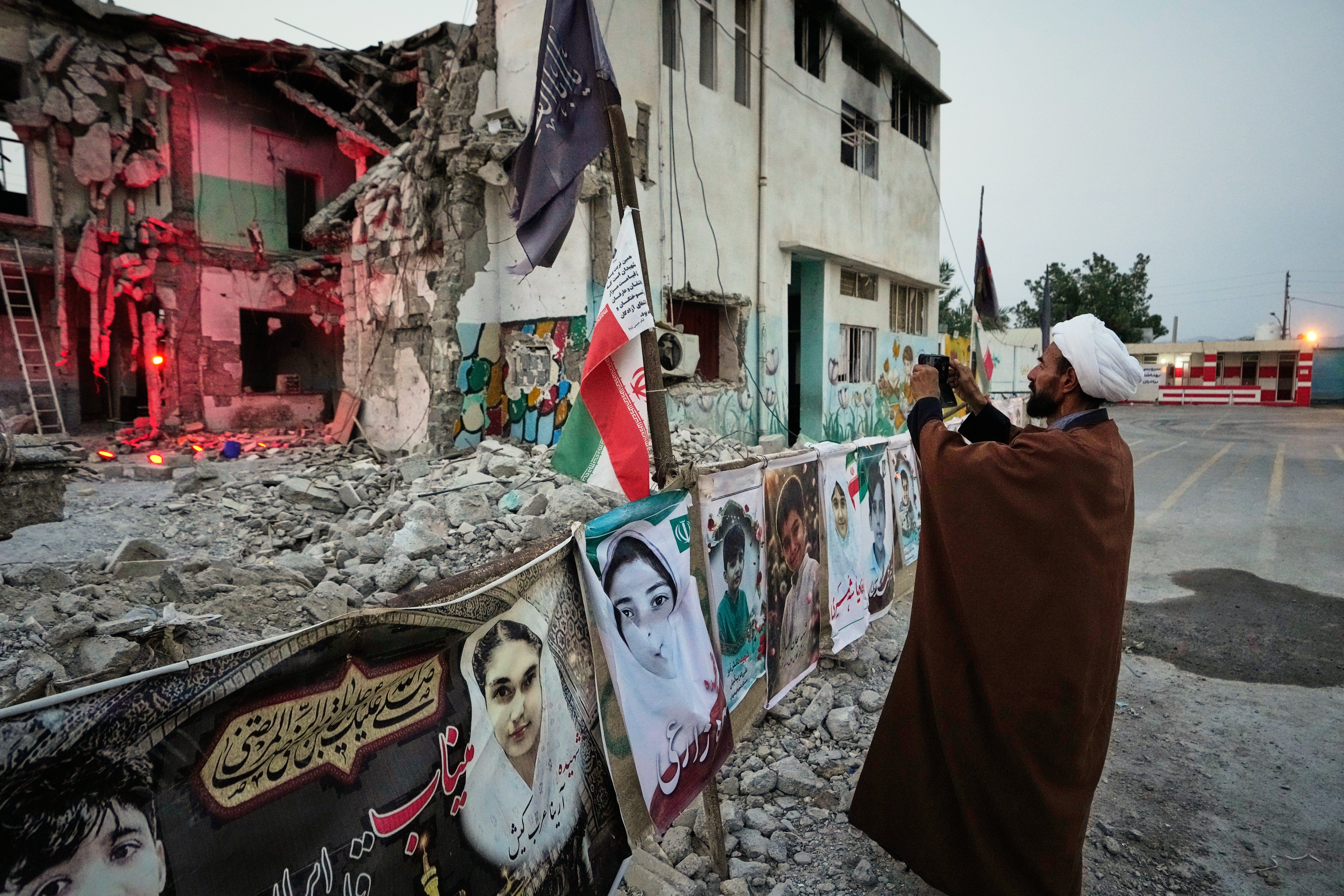 UN Report on US Strike in Iran Fuels Calls for Trump War Crimes Indictment