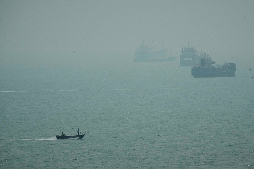 US-Iran Conflict Enters Ambiguous Phase as Both Sides Claim Victories