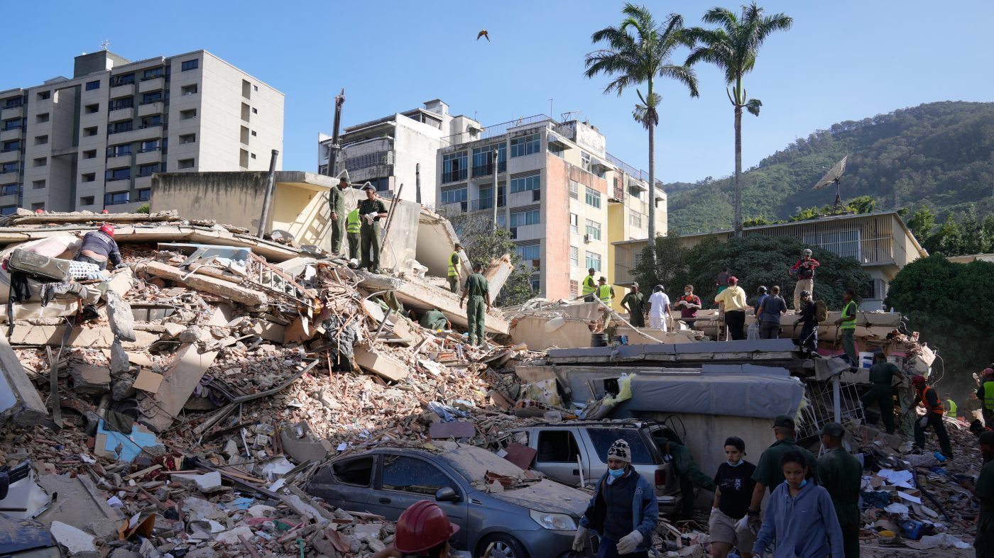 US Military Deploys to Venezuela After Twin Quakes Kill Over 160