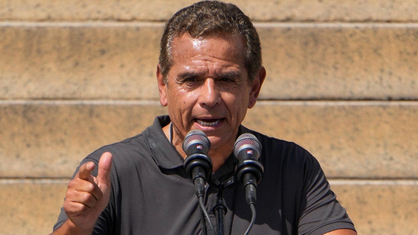 Villaraigosa: California's Woes Aren't All Trump's Fault