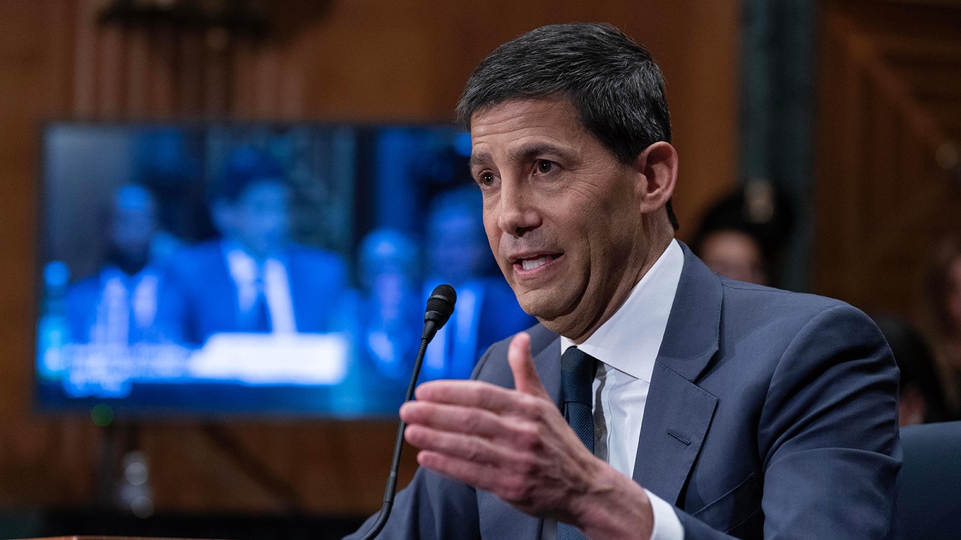 Warsh’s First Fed Meeting Ends with Rate Hold, but Inflation and Trump Pressure Mount