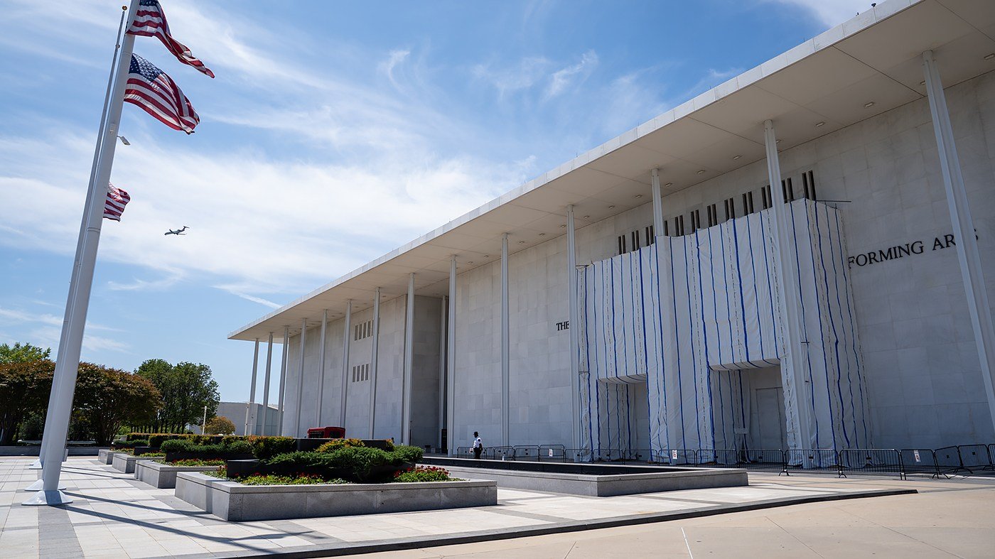 White House asserts executive privilege in Kennedy Center lawsuit