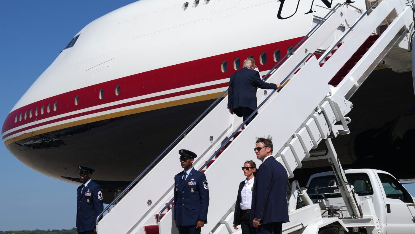 White House Bars CNN from Air Force One Press Pool Amid Credential Feud