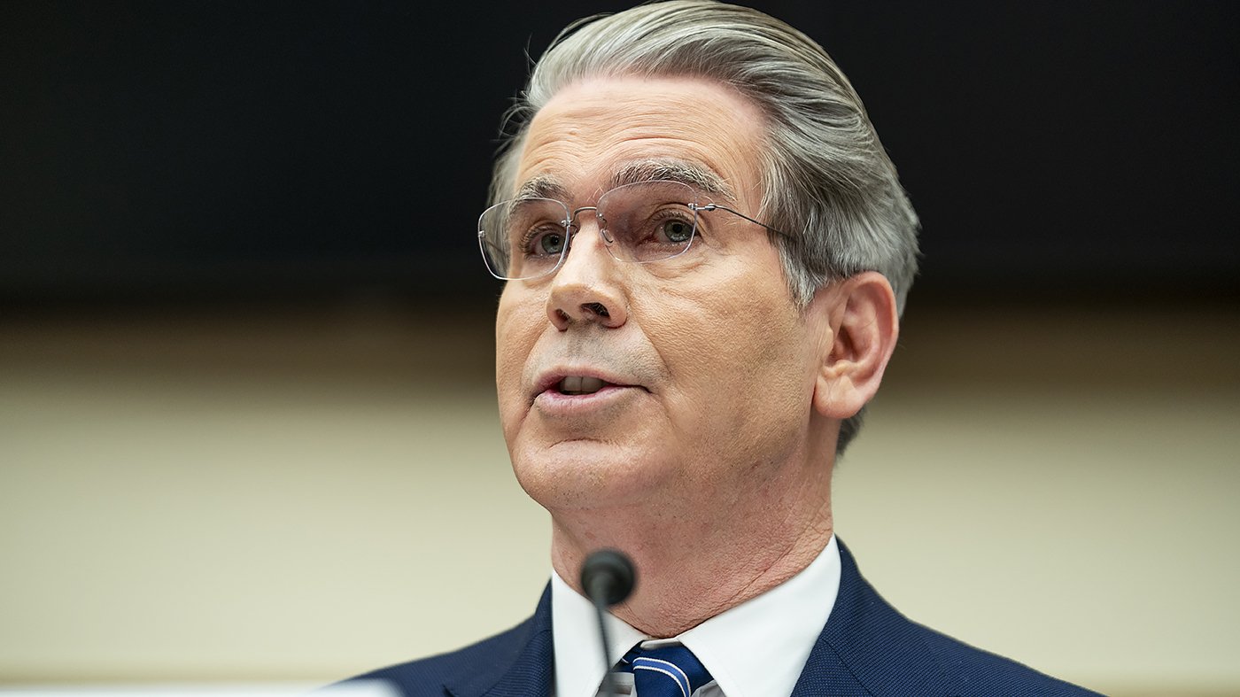 White House Intensifies Push for Crypto Market Structure Bill as Senate Calendar Shrinks