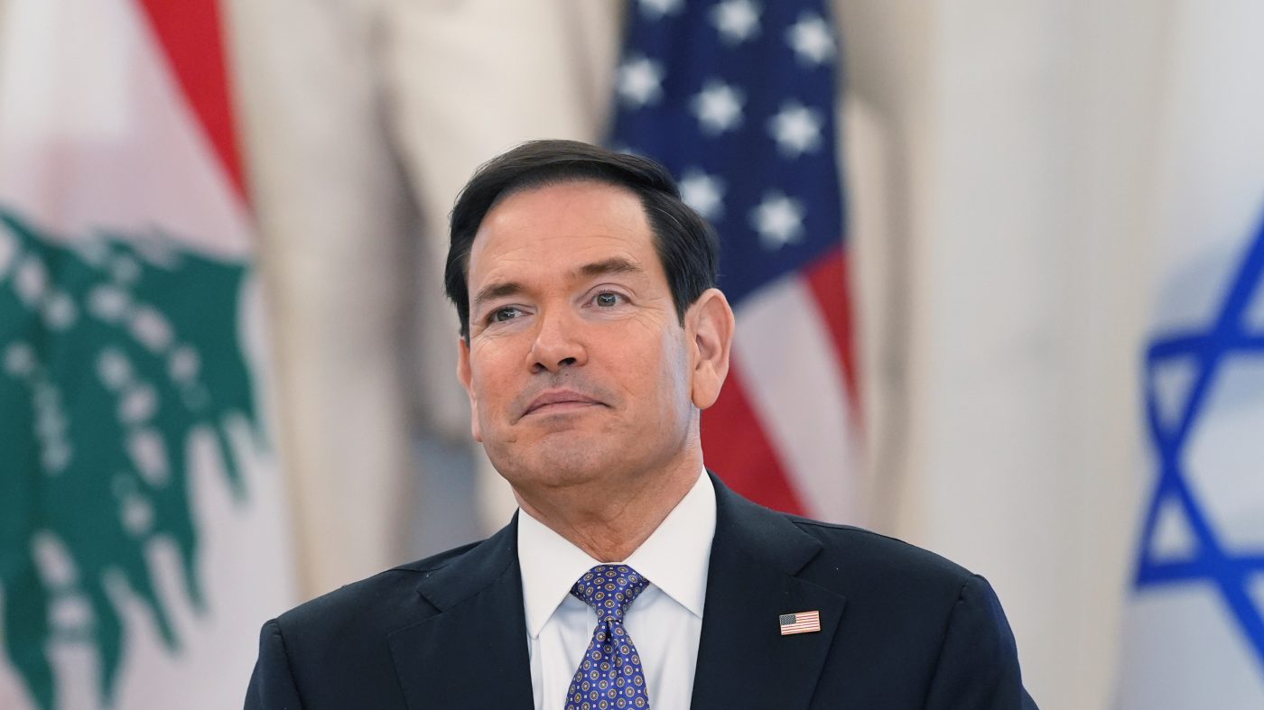 WHO Director Pushes Back on Rubio's Criticism of Ebola Response