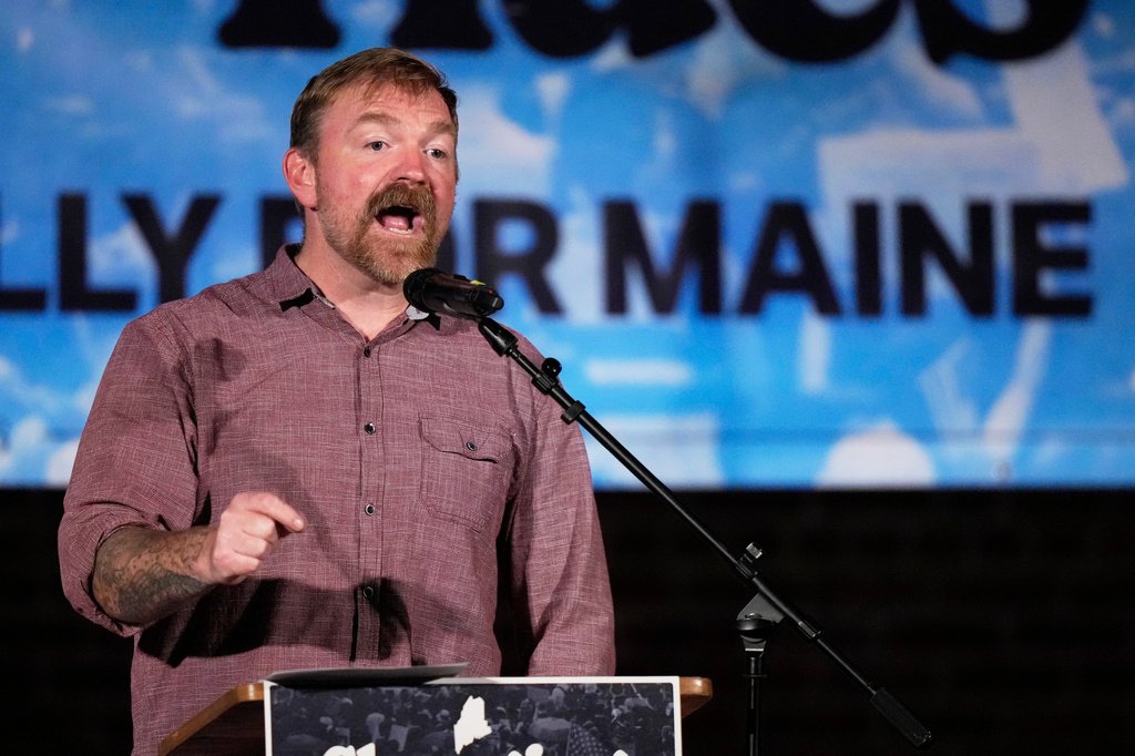Why Trump Could Back Platner to Torpedo Collins in Maine
