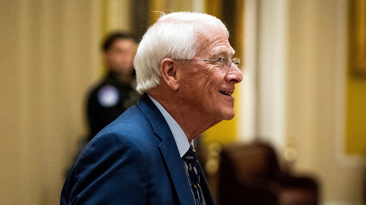 Wicker Slams Xi Ahead of Trump Summit, Calls Him 'Brutal Dictator'