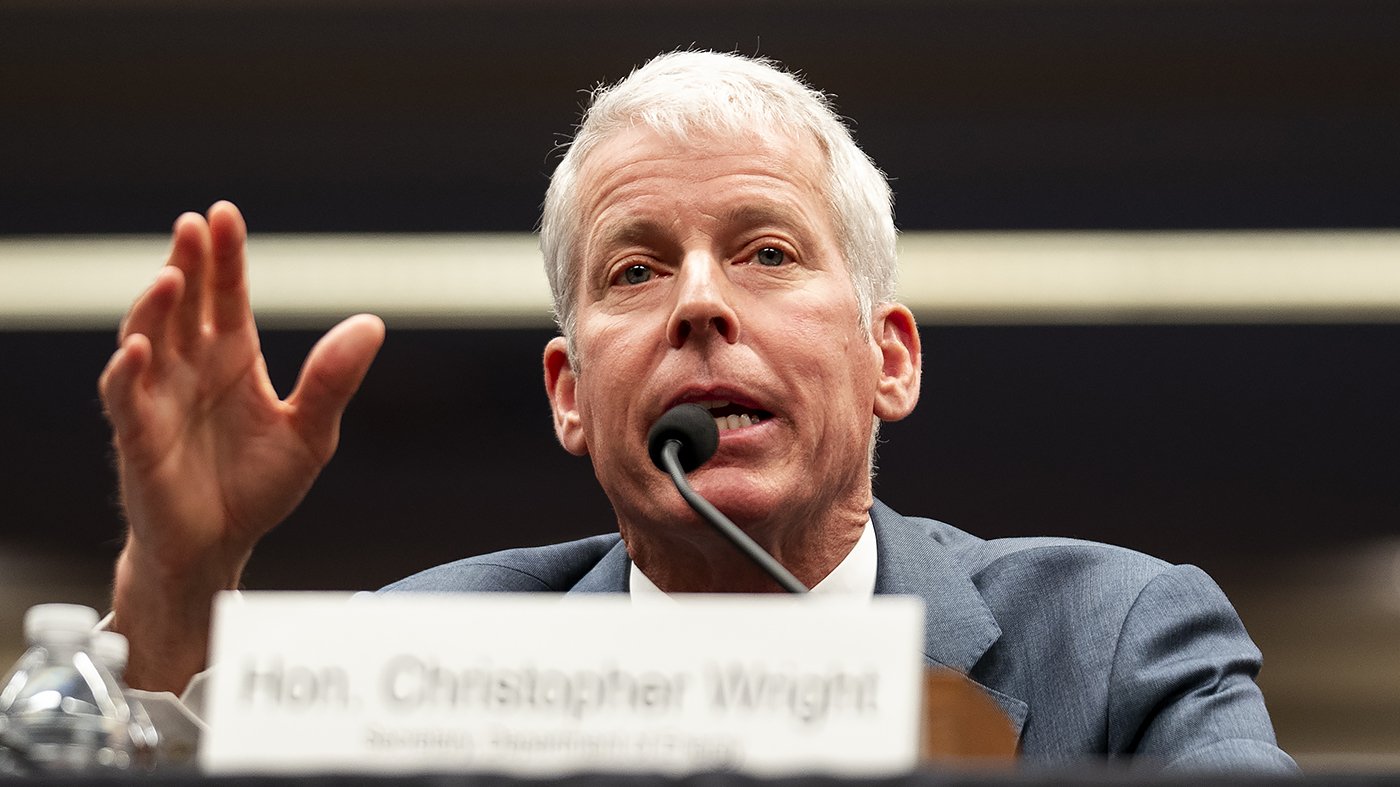 Wright Refuses to Predict Gas Prices as Iran War Drives Costs Above $4.50
