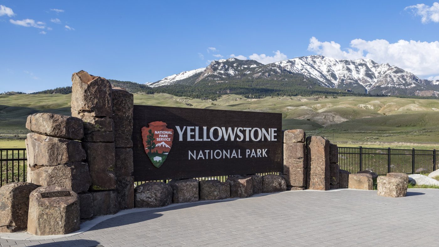 Yellowstone Closes Trails After Grizzly Attack Injures Two Hikers
