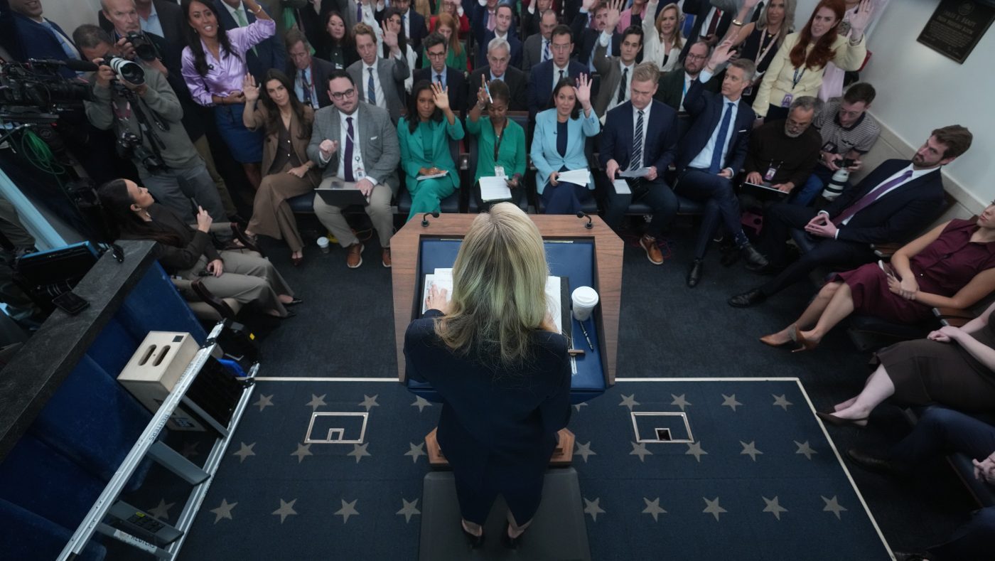 Zacharia's Rocky Debut: New Press Secretary Faces Early Skepticism
