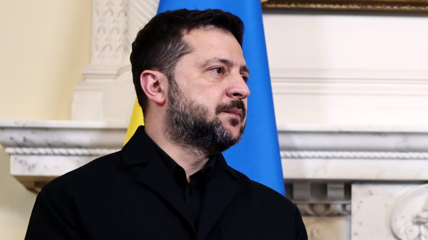 Zelensky: Starlink Restrictions Will Cost Lives in Ukraine